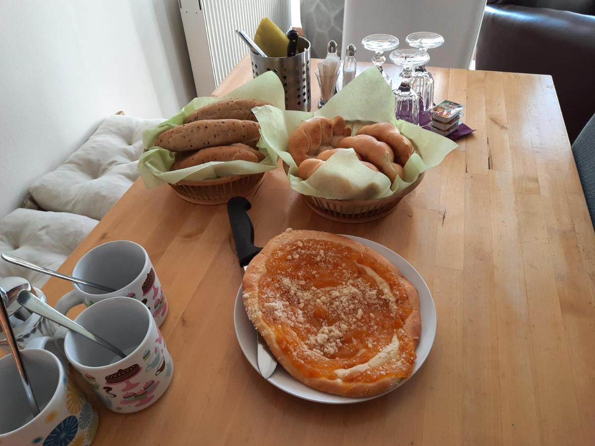 Penzion Zahrada Nad Rekou, Restaurace A Kavarna - Parkovani Gratis Zlata Koruna Экстерьер фото